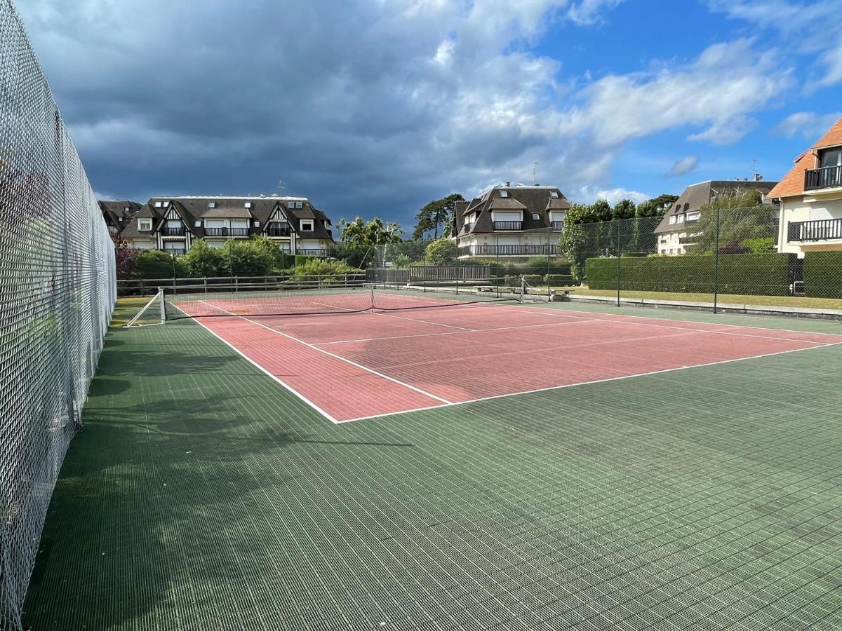 La Vigie Spacieux, Lumineux, Piscine Appartement Deauville Buitenkant foto