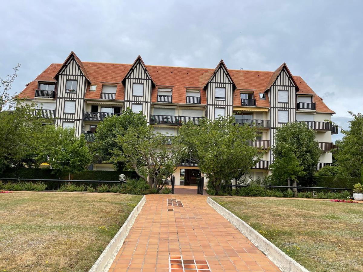 La Vigie Spacieux, Lumineux, Piscine Appartement Deauville Buitenkant foto